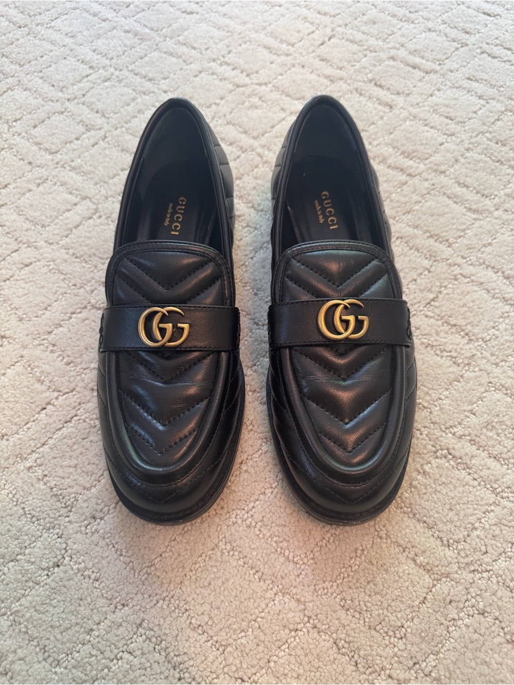 Gucci Black Quilted Leather GG Logo Slip-On Loafers. True to Size - Picture 2 of 6